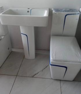 ENSEMBLE SANITAIRE  ensemble chaise anglaise + lavabo +robinet  mitigeur pour lavabo
livraison partout a Dakar 
boutique en ligne de meubles, électroménagers et des accessoires d