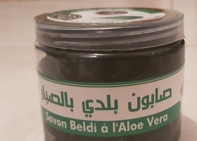  Savon noir marocain Bonjour, je vends des savons noirs marocain de très bonne qualité (200g)  lavande / akar fassi /l