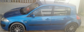  Renault megane z Bonjour, je vends une renault megane z bleu carburant essence faible consommation en très bon état voir photo. Contactez-moi au 771450560
