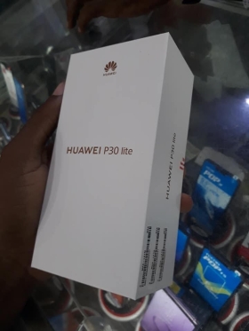 Huawei p20 lite Huawei P30 Lite 

Neuf dans le carton scellé 

Livraison gratuite pour les achats directs

Stockage 128Gb + Ram 4G

Double capteur photo de 28Mp + 8Mp
Caméra Selfie 32Mp

Lecteur d