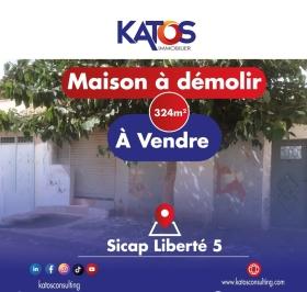 Maison à démolir en vente à la Sicap liberté 5