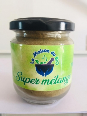 SUPER MELANGE SUPER MELANGE est fait à base de habbat sawda et de plantes medicinales,
Il est indiqué pour le traitement de :
- L
