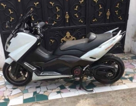Scooter Tmax