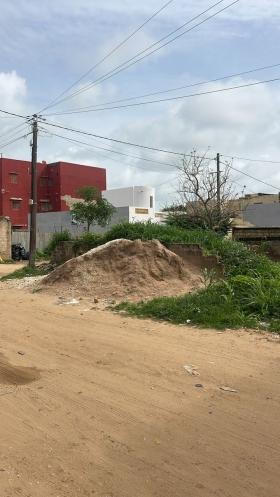 Terrain de 300 mètres carrés à vendre à Mbour Sénégal