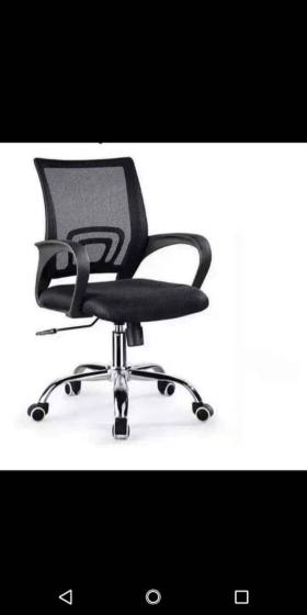 Chaises et fauteuils de bureaux S3 Des chaises et fauteuils de bureau neufs, qualité supérieure, 1 ère main disponibles à partir de 25.000fr. Le prix varie selon le modèle et le nombre de chaises. 

Possibilité de Livraison + montage OFFERT dans la ville de Dakar. 

Contactez-nous pour plus d