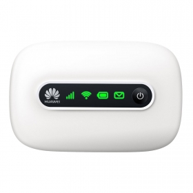 Wifi mobile Profitez de la rapidité d’une connexion 4G mobile où que vous soyez grâce au hotspot Wi-Fi Huawei E5330. Connectez jusqu’à 10 périphériques Wi-Fi et surfez pendant des heures grâce à sa batterie longue durée. Le Huawei E5330 est débloqué et prêt à fonctionner avec le fournisseur d’accès de votre choix. Plus simple, plus performant et plus confortable qu’une clé USB, il vous suivra partout pour des performances inégalées.