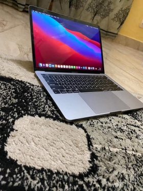 Macbook pro Touchbar 2019 i9
