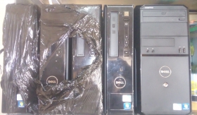 UC PC Dell Vostro slim tours neufs Tous neufs, UC uniquement. Ram 2 Go, Core 2 duo, 250 Go . Lecteurs DVD lecteurs de carte, Clavier  + souris usb + câble alimentation neufs. En provenance des Pays Bas.