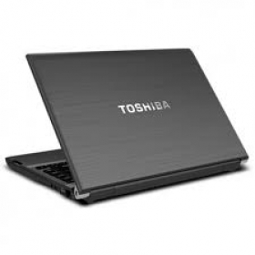 Toshiba Core i5 Vends excellent Laptop Toshiba Venant des usa. 
Corei5 2.7Ghz
-500Gb disque dur
-4Gb ram
-Autonomie batterie de 4h.