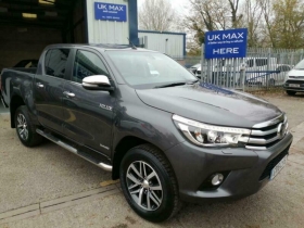 2016 Toyota Hilux Invincible D Cab Pick Up 2.4 D 4D Auto Double Cab  NO VAT ON THIS HILUX INVINCIBLE. With factory mud flaps all round, side steps and factory cargo lining, this is a proper, rugged truck. Being an auto, it is a pleasure to drive, and with a mere 21,568 miles on the clock and a full service history, has many years of Toyota reliability ahead of it. Being the Invincible, it comes as standard with all the essential kit such as large touch screen sat nav, climate control, cruise control, electric heated, folding and adjustable wing mirrors, reverse camera and headlight washers. In great condition and all ready to drive away today. 