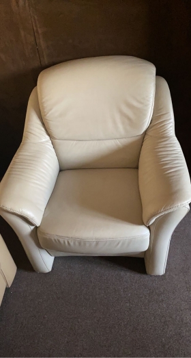 Fauteuil À vendre fauteuil 100% en cuir.