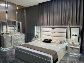 Chambres à coucher grand modèles. Chic chambres à coucher modèle turque neuves et importées, matériels solides et durables à partir de 1.300.000
disponible chez Inov Meuble.
Livraison et montage gratuit dans la ville de Dakar .
N