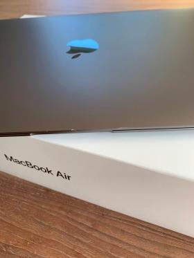 MacBook Air 2018 MacBook Air 2018 Touch ID 
256 ssd ram 8go core i5 
