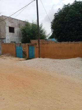 Terrain de 300 mètres carrés à vendre à Mbour Sénégal