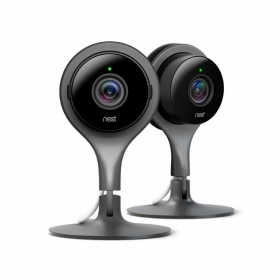 Camera Nest   Elégante et compacte, la caméra de sécurité intérieure nest camera peut être positionnée dans votre bureau ou à la maison pour des séquences vidéo cohérentes en résolution hd 1080p. regardez, écoutez et parlez à tout le monde dans la pièce à l